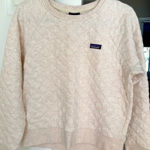 Patagonia quilted sweatshirt